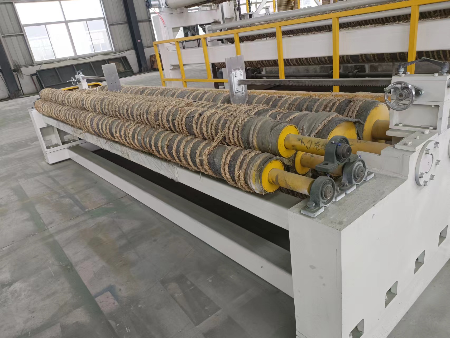 The surface winder unit